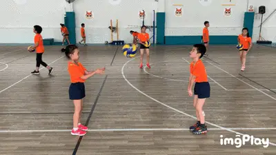 篮网突然让小波特轮休激起交易风波，雄鹿成热门潜在买家，三支球队暗自较劲